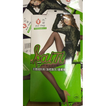 LOT DE 100 PCS DE  BAS  POUR FEMME